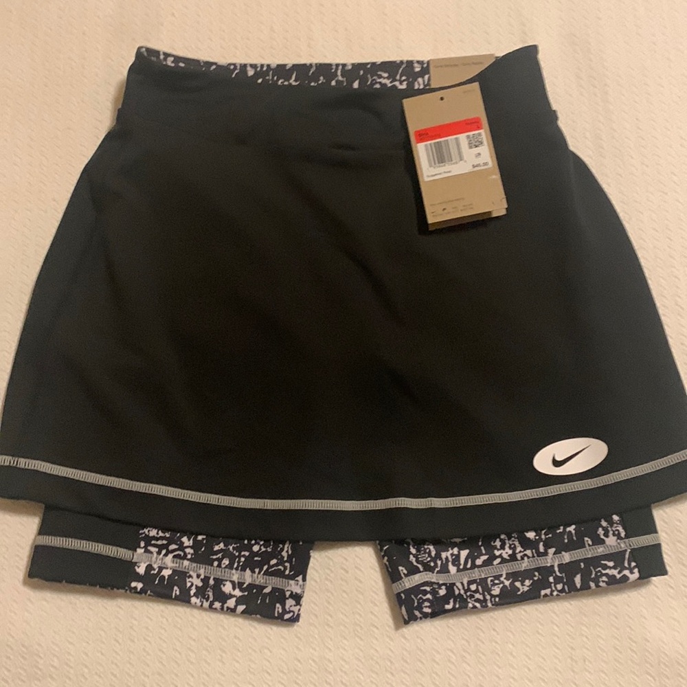Nike Girls skort